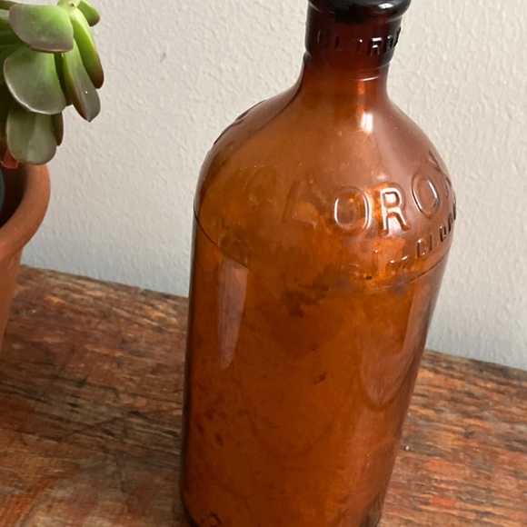 Antique Vintage Clorox Amber Brown Orange Glass Bottle Skinny Neck 16 Ounce - Picture 3 of 8